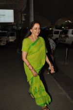 Hema Malini snapped at Airport in Mumbai on 19th Oct 2014
